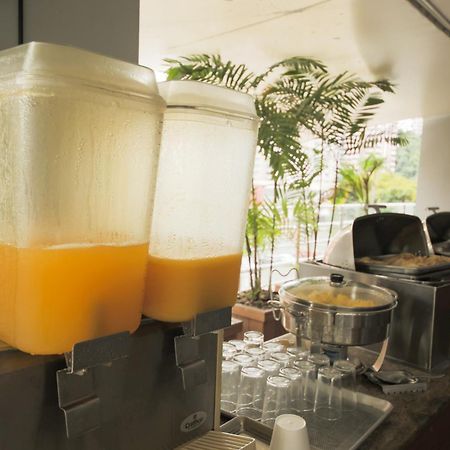 Torres De Alba Hotel & Suites ปานามาซิตี้ ภายนอก รูปภาพ